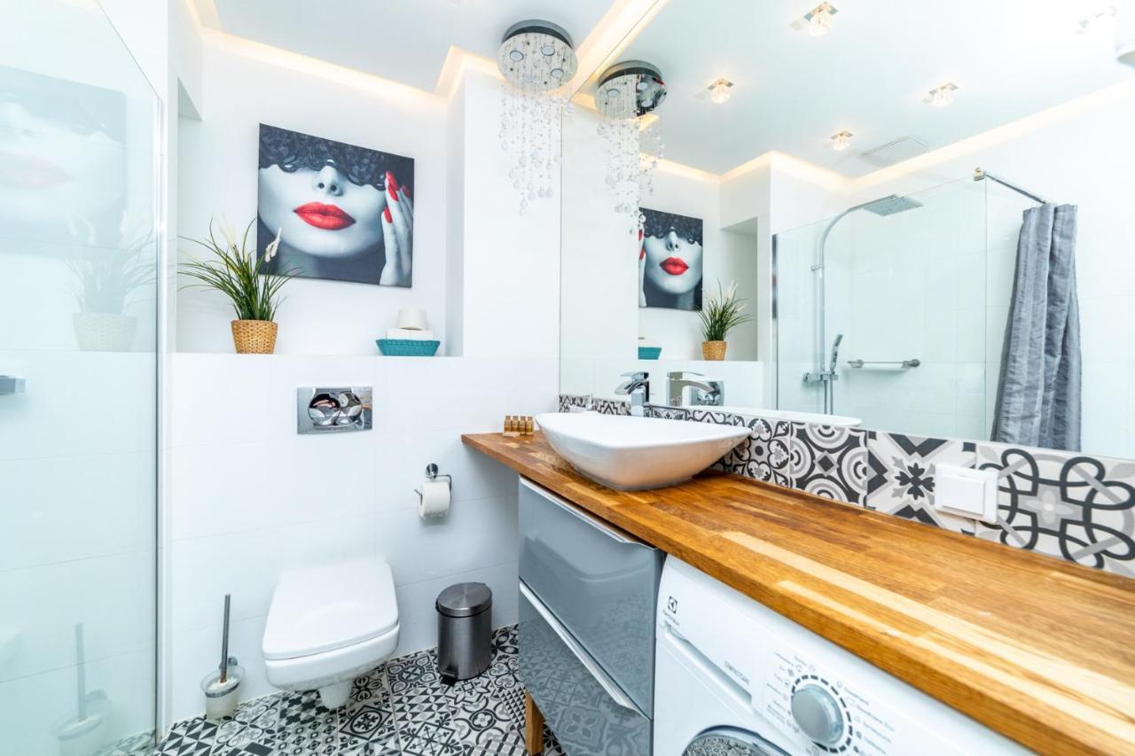 Bright - Neptun Park By Oneapartments Gdańsk Eksteriør bilde
